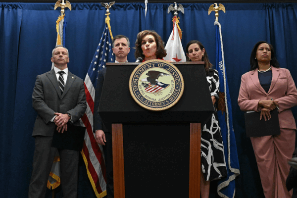 Man Charged in Washington Shooting of Israeli Embassy Staff Man_Charged_in_Washington_Shooting_of_Israeli_Embassy_Staff