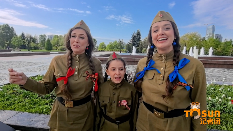 Moscow_Family_s_Tribute_to_Katyusha_Highlights_China_Russia_Friendship_poster - My Global News: Voices of a New Era Moscow_Family_s_Tribute_to_Katyusha_Highlights_China_Russia_Friendship video poster