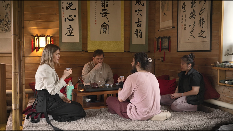 Moscow_Teahouse_Brews_a_Taste_of_Chinese_Tea_Tradition video poster