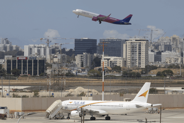 Netanyahu Vows Retaliation After Airport Missile Strike Netanyahu_Vows_Retaliation_After_Airport_Missile_Strike