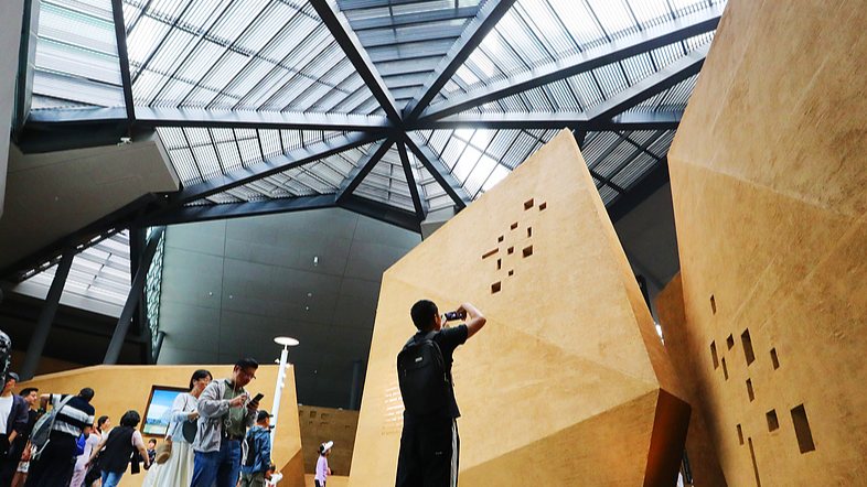 New_Suzhou_Archaeological_Museum_Wows_Visitors_with_Ancient_Treasures