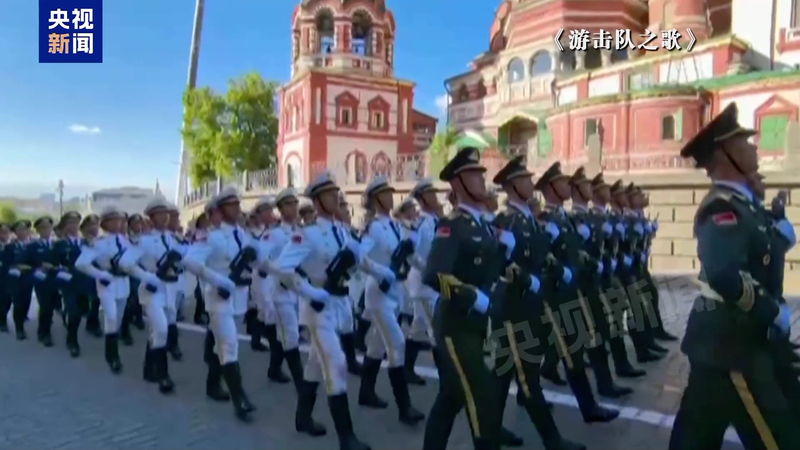 PLA_Honor_Guard_Sings_with_Russian_Youth_Army_at_Moscow_Victory_Parade video poster