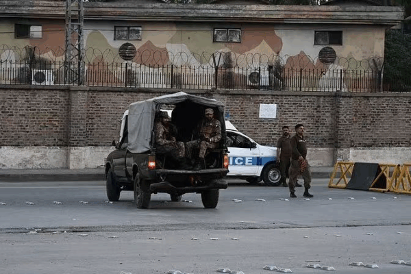 Pakistan and India Announce Immediate Ceasefire After Four Days of Strikes Pakistan_and_India_Announce_Immediate_Ceasefire_After_Four_Days_of_Strikes video poster