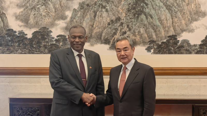 Chinese FM Wang Yi Meets Sudan’s Omer Siddiq in Beijing