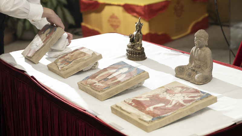 Reclaiming Heritage: The Global Push to Return Lost Cultural Relics Reclaiming_Heritage__The_Global_Push_to_Return_Lost_Cultural_Relics video poster