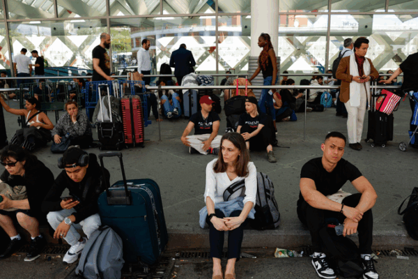 Spain Probes Cause of Nationwide Blackout Spain_Probes_Cause_of_Nationwide_Blackout