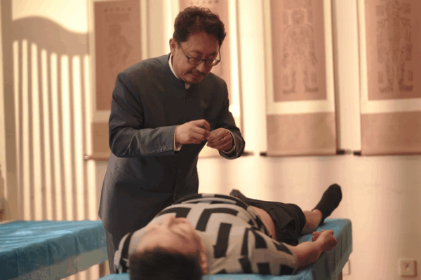 Summer Survival: TCM Rituals to Keep Your Yang Afloat Summer_Survival__TCM_Rituals_to_Keep_Your_Yang_Afloat video poster