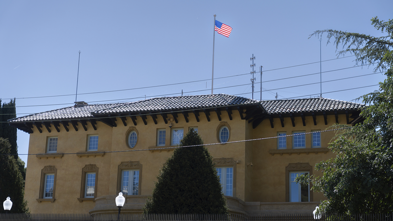 Trump_administration_halts_new_student_visa_appointments