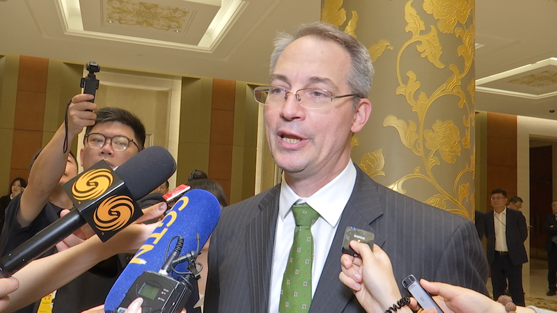 US_Business_Confidence_Shines_at_2025_Global_Trade_Summit video poster