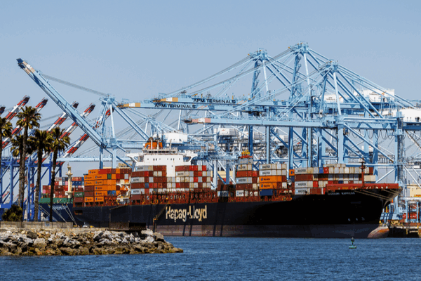 US Tariffs: Unpacking the Hidden Costs of Unilateral Protectionism US_Tariffs__Unpacking_the_Hidden_Costs_of_Unilateral_Protectionism