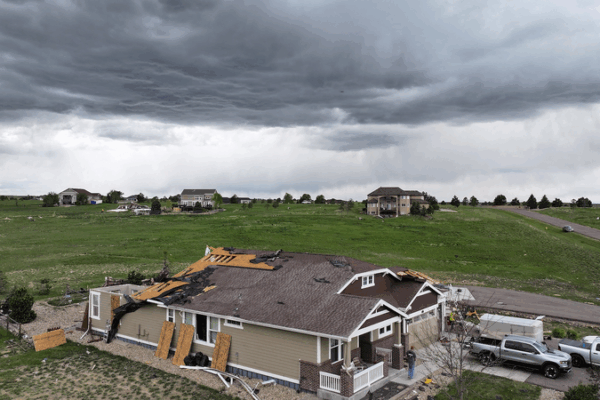 Unrelenting Storms Batter Central U.S.: Cleanup Underway as Tornado Risks Persist Unrelenting_Storms_Batter_Central_U_S___Cleanup_Underway_as_Tornado_Risks_Persist