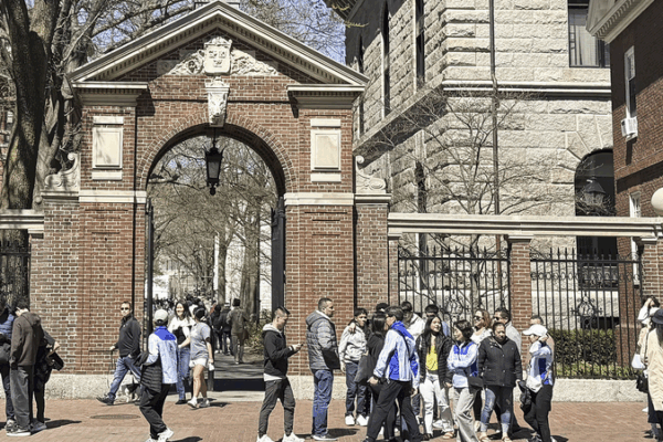 Trump Demands Names & Origins of Harvard’s Foreign Students Trump Demands Names & Origins of Harvard’s Foreign Students