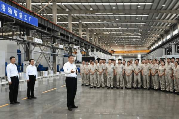 Xi Jinping Visits Luoyang to Boost Industry and Heritage Xi_Jinping_Visits_Luoyang_to_Boost_Industry_and_Heritage