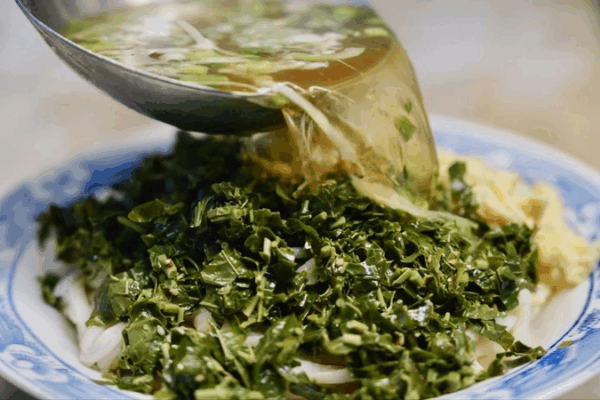 Xiangchun Harvest in Shanxi: A Bold Spring Delicacy Xiangchun_Harvest_in_Shanxi__A_Bold_Spring_Delicacy video poster