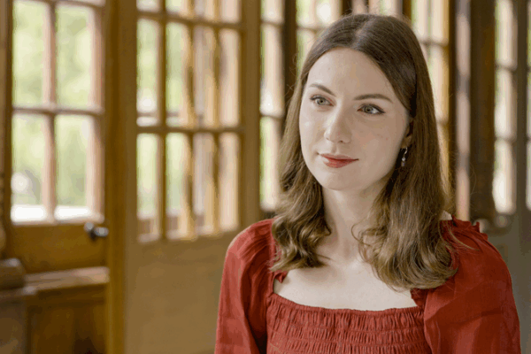 From Violin to Erhu: Anastasia’s East-West Musical Bridge From Violin to Erhu: Anastasia’s East-West Musical Bridge