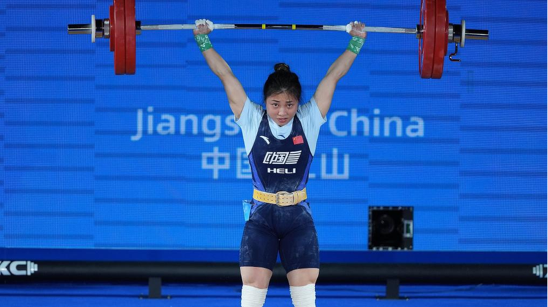 Zhang Haiqin Shatters Junior Records & Sweeps Gold at Asian Weightlifting Champs Zhang_Haiqin_Shatters_Junior_Records___Sweeps_Gold_at_Asian_Weightlifting_Champs