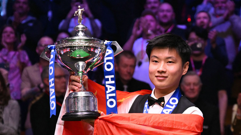 Zhao_Xintong_Makes_History_as_First_Asian_to_Win_World_Snooker_Championship