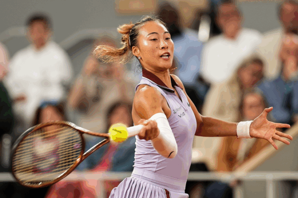 Zheng Qinwen Storms Past Pavlyuchenkova in French Open Opener Zheng_Qinwen_Storms_Past_Pavlyuchenkova_in_French_Open_Opener