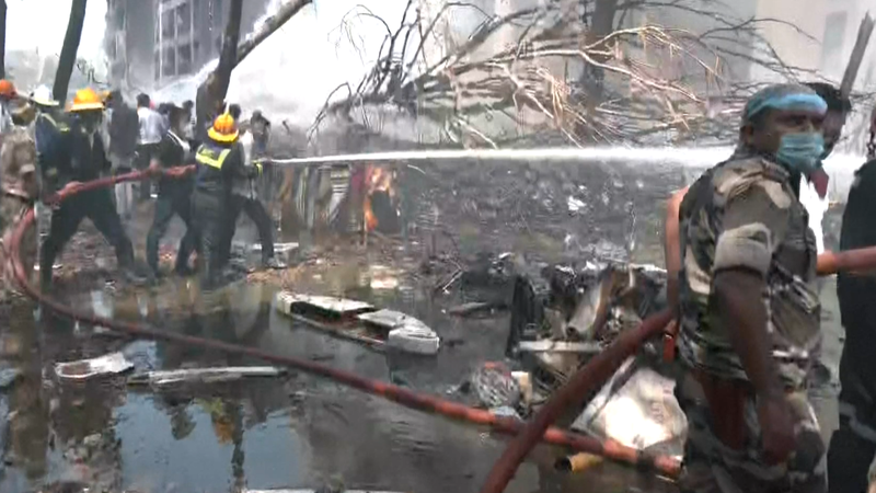 Air_India_Flight_Crashes_Near_Ahmedabad_Airport_in_Chaotic_Scene video poster