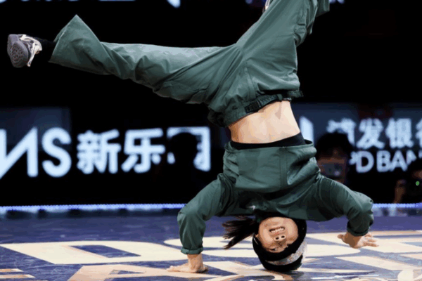 B-Girl Royal Sweeps Youth and Adult Titles at WDSF Asian Breaking Championship B_Girl_Royal_Sweeps_Youth_and_Adult_Titles_at_WDSF_Asian_Breaking_Championship video poster