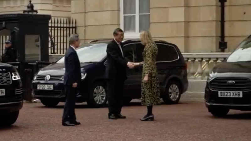 China_U_S__Trade_Talks_Kick_Off_in_London video poster