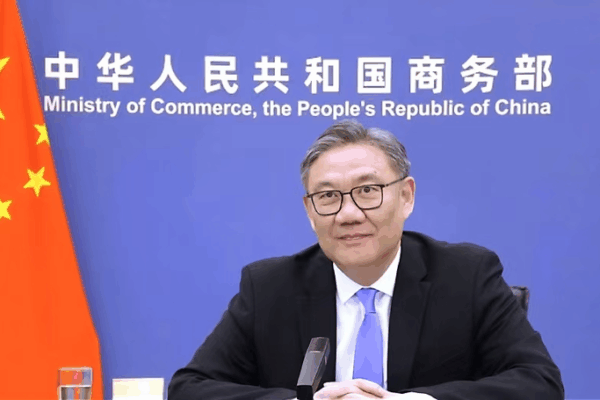 China, EU Trade Chiefs Discuss EV Probes and Market Access China__EU_Trade_Chiefs_Discuss_EV_Probes_and_Market_Access