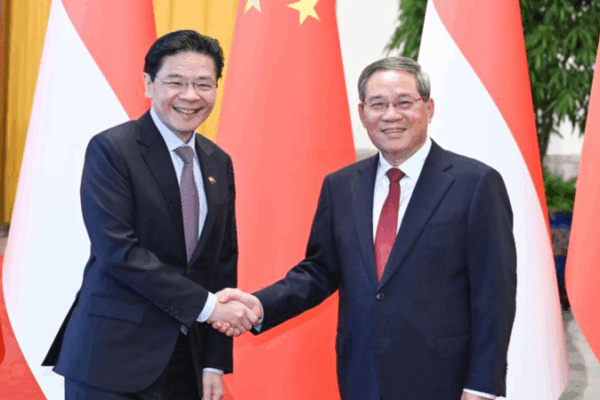 China & Singapore Pledge Deeper Ties in Trade, Tech and Green Growth China___Singapore_Pledge_Deeper_Ties_in_Trade__Tech_and_Green_Growth