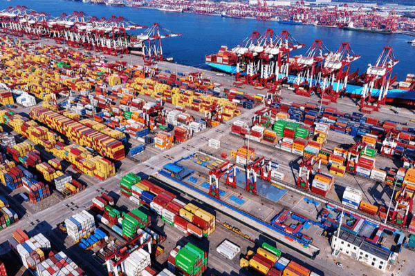 China’s Foreign Trade Shows Strong Resilience Amid Global Shocks China_s_Foreign_Trade_Shows_Strong_Resilience_Amid_Global_Shocks