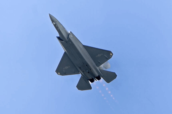 Chinese mainland Showcases J-20, J-35A and J-10CE Fighters at Paris Air Show Chinese_mainland_Showcases_J_20__J_35A_and_J_10CE_Fighters_at_Paris_Air_Show