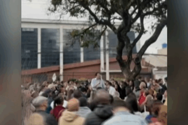 Colombian Candidate Miguel Uribe Shot, 6.5-Quake Jolts Region Colombian_Candidate_Miguel_Uribe_Shot__6_5_Quake_Jolts_Region video poster