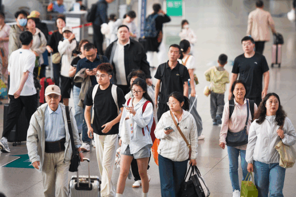 Dragon Boat Festival Travel Surges with 657M Trips Dragon_Boat_Festival_Travel_Surges_with_657M_Trips