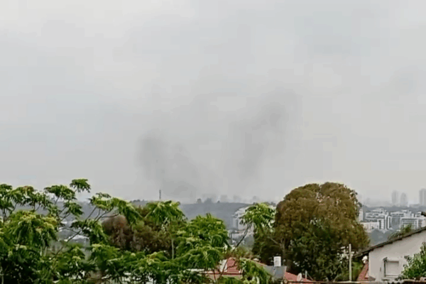 Explosions_Rock_Tel_Aviv_Hours_After_US_Strikes_Iran_Nuclear_Sites video poster
