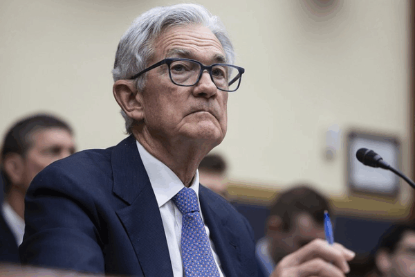 Fed Chair Powell Says Tariffs Will Guide Timing of Rate Cuts Fed_Chair_Powell_Says_Tariffs_Will_Guide_Timing_of_Rate_Cuts