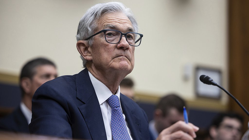 Fed_Chair_Powell_Says_Tariffs_Will_Guide_Timing_of_Rate_Cuts