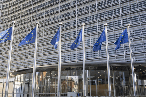 EU Bars Chinese Mainland Suppliers from β¬5M+ Medical Device Contracts EU Bars Chinese Mainland Suppliers from β¬5M+ Medical Device Contracts