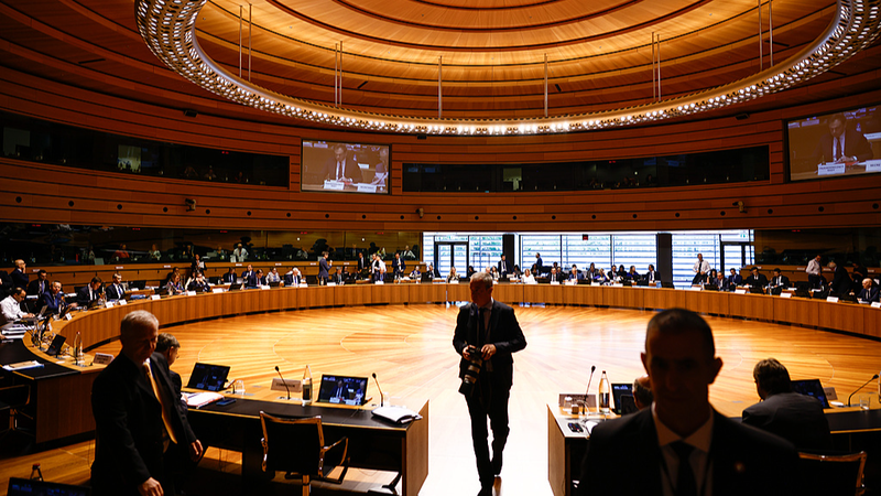 Global_Trade_Jitters__Partners_Brace_for_U_S__Tariff_Deadline