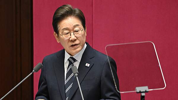 Lee Jae-myung Unveils New Cabinet with Six Ministers and Two Secretaries Lee_Jae_myung_Unveils_New_Cabinet_with_Six_Ministers_and_Two_Secretaries