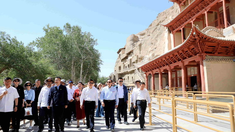 Ma_Ying_jeou_Calls_for_Cultural_Promotion_on_Dunhuang_Visit video poster