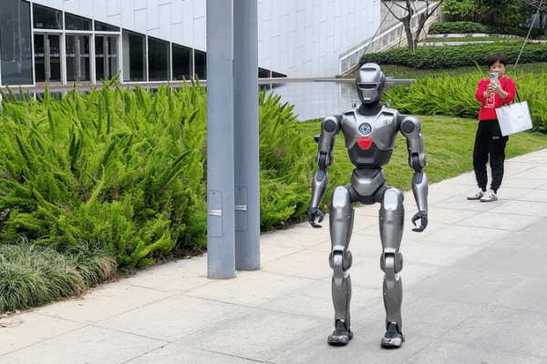 EngineAIās Patent Aims to Transform Humanoid Robot Walking EngineAIās Patent Aims to Transform Humanoid Robot Walking