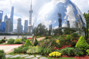 Shanghai_s_North_Bund_Bay__A_Star_Destination_for_Film___TV