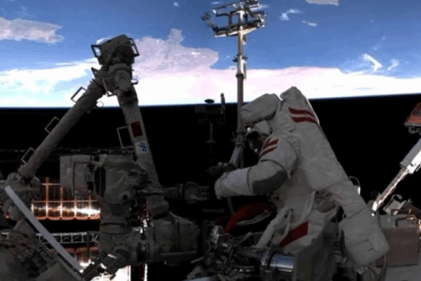 Shenzhou-20 Astronauts Complete Second Spacewalk on Chinese Orbital Station Shenzhou_20_Astronauts_Complete_Second_Spacewalk_on_Chinese_Orbital_Station