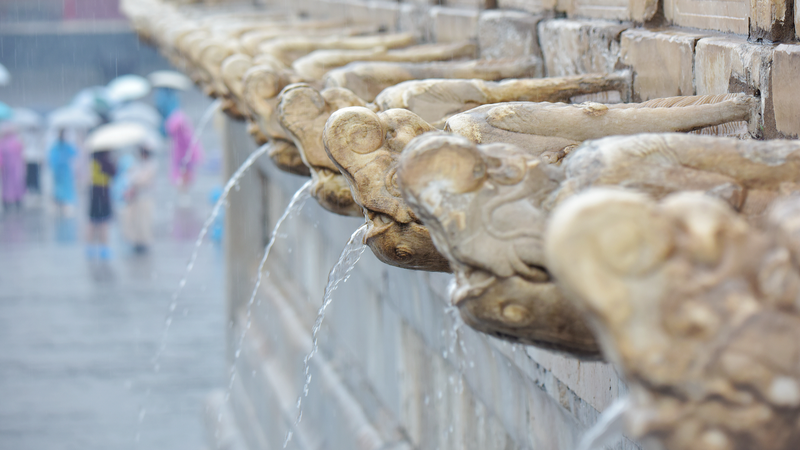 Stone_Dragons_Roar_to_Life_at_Beijing_s_Forbidden_City_in_Heavy_Rain - My Global News: Voices of a New Era Stone_Dragons_Roar_to_Life_at_Beijing_s_Forbidden_City_in_Heavy_Rain