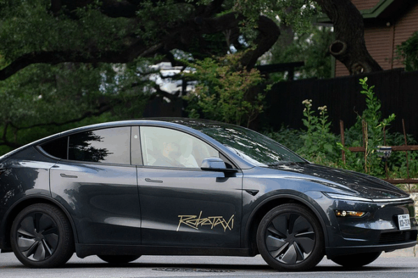 Tesla Kicks Off Robotaxi Service in Austin: A Decade of Autonomous Ambition Tesla_Kicks_Off_Robotaxi_Service_in_Austin__A_Decade_of_Autonomous_Ambition