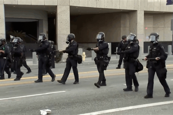 Trump Deploys National Guard in LA Amid Migrant Roundup Trump_Deploys_National_Guard_in_LA_Amid_Migrant_Roundup video poster