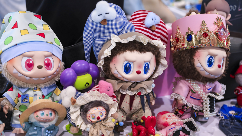 2025_Shanghai_Trendy_Toys_Expo_Draws_Fans_Nationwide