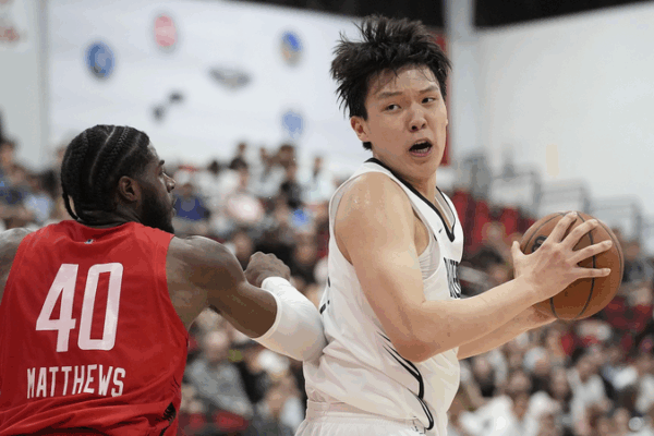 Yang Hansen’s Summer League Spark: Hype or NBA Potential? Yang Hansen’s Summer League Spark: Hype or NBA Potential? video poster