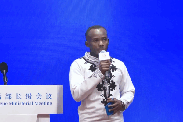 Kenyan Student’s Letter to President Xi Marks BRI Anniversary Kenyan Student’s Letter to President Xi Marks BRI Anniversary video poster