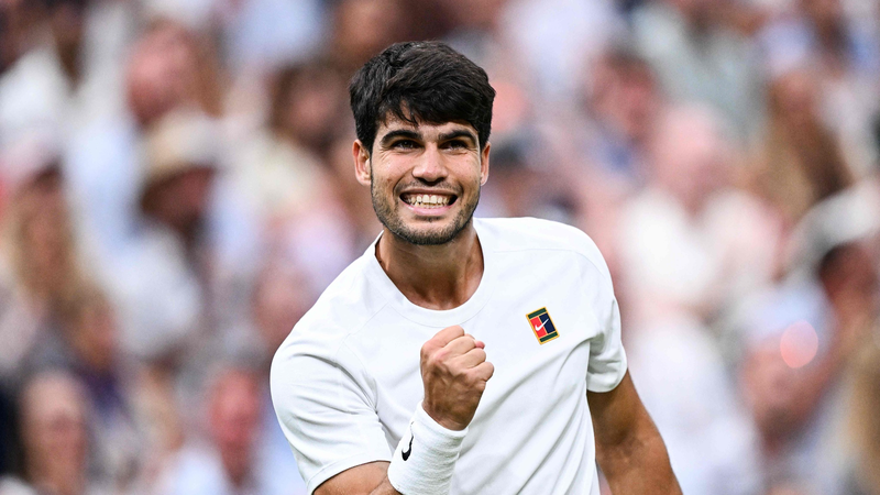 Alcaraz_Edges_Rublev_to_Keep_Wimbledon_Hat_Trick_Dream_Alive