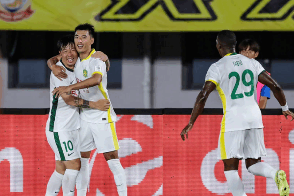 Beijing Guoan Outlast Qingdao in Epic FA Cup Shootout Beijing_Guoan_Outlast_Qingdao_in_Epic_FA_Cup_Shootout