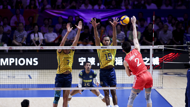 Brazil_Rally_Beats_Hosts_to_Reach_Men_s_VNL_Semifinals - My Global News: Voices of a New Era Brazil_Rally_Beats_Hosts_to_Reach_Men_s_VNL_Semifinals